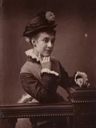 Lottie Venn