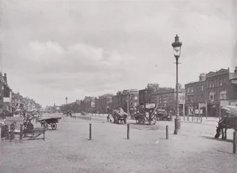 Mile End Road, looking East