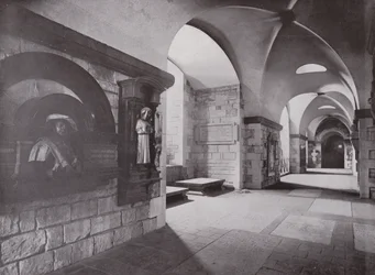 Painters Corner, Crypt of St Paul