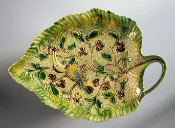 Leaf-shaped Dish Decorated with Vines and Exotic Bird