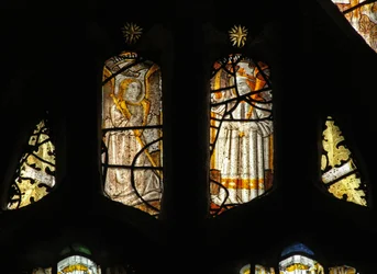 Window s1 depicting the angelic Hierarchy: Principalities? Dominations?