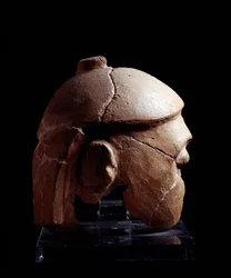 Etruscan civilization: casquee head in terracotta of the Antenanti group from Murlo, Poggio Civitate, Italy - 580-570 BC