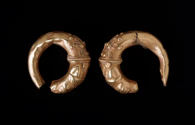 Golden Earrings, 450-400 BC