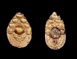 Etruscan Jewellery: Gold Earring