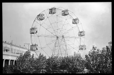 Ferris wheel, Coney Island