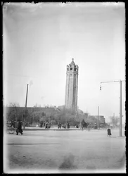 View of Eastern Parkway looking towards Brooklyn Museum, c.1903-10