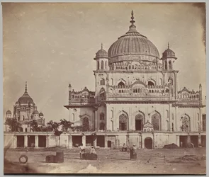Small Mosque in the Kaiserbagh