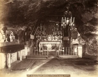 Interior of the Grotto of the Agony, or Basilica of the Agony, presently called Church of All Nations, in Jerusalem. According to tradition, Jesus spent his last moments here before being arrested