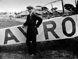 The Aerial Derby: the pilot of the Avro, Mr FP Raynham, 1913