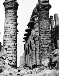 Colonnade, Hypostyle Hall, Egypt