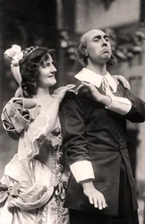 Louie Pounds and Powis Pinder in Lady Tatters