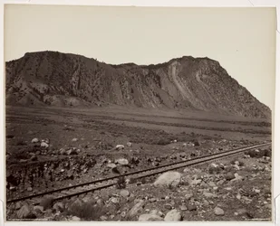 Cinnabar Mountain, Devil Slide