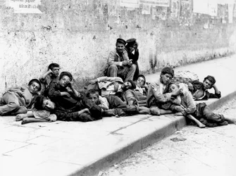 Sweet Idleness, Naples