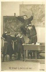 French schoolchildren playing, Vive Les Vacances