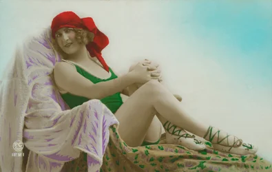 Glamour Postcard