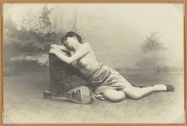 Reclining Woman with Mandolin, c.1895