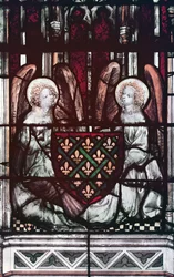 Angels carrying a heraldic shield with the arms of the Duke of Berry