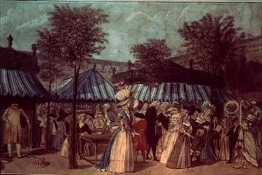 Garden Walk in the Palais Royal, Paris