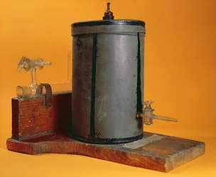 Ionisation chamber devised by Marie Curie