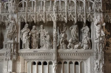 Scene of the choir of the cathedral of Chartres: Transfiguration, Jesus and the Cananean
