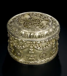 Silver-gilt circular box with cover from the Lennoxlove toilet service, owned by Frances Teresa Stewart, Duchess of Richmond and Lennox: French, Paris, assayed between April and September 1672