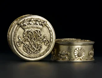 Silver-gilt small circular box with cover from the Lennoxlove toilet service, owned by Frances Teresa Stewart, Duchess of Richmond and Lennox: French, Paris, assayed between September 1672 and October 1674