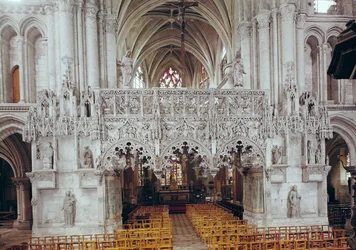 The Nave and Interior of Eglise Sainte-Madeleine