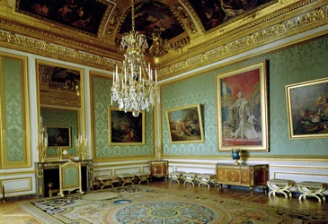 The Salon des Nobles, redecorated in 1785 by Marie-Antoinette