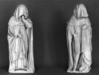 Two Mourners, from the tomb of Duc Jean de Berry (1340-1416) (alabaster)