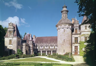 View of the courtyard and the tower, 1536-48
