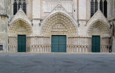 View of the west facade