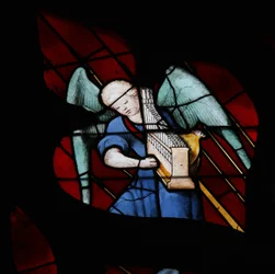 Window depicting a Musical Angel