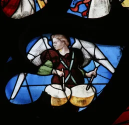 Window depicting a Musical Angel