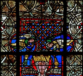 Window w129 depicting angels