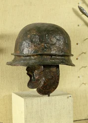 Helmet with cheek guards, from Alesia, Tene III