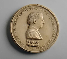Plaster medallion