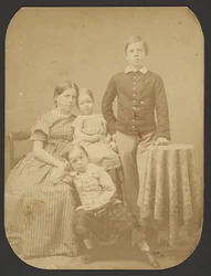 [Portrait of the Francis children]