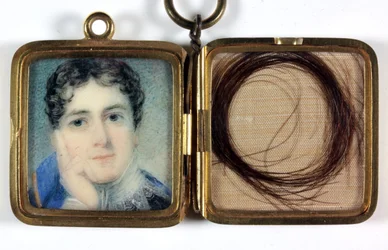Lord Charles Bentinck (1780-1826), Gold Locket with Lock of Hair in Opposite Compartment