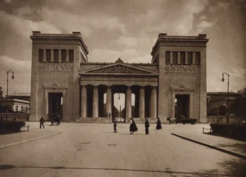 Munich: Propylaea