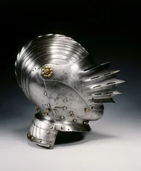 Close Helmet in Maximilian Style