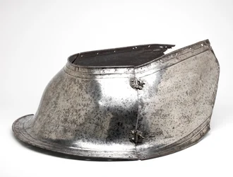 Peytral, for heavy cavalry use