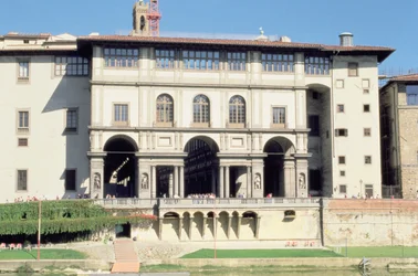 Facade of the Uffizi Gallery on the Arno