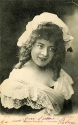 Helene Foucher