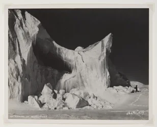 An Iceberg in Midsummer