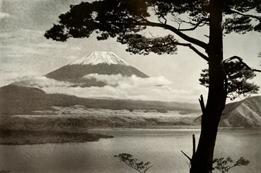 Fuji from Lake Motosu, 1910