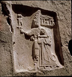 King Tudhaliya protected by a divinity