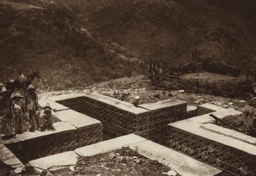 Mexico: Cross-shaped Underground, Guiaroo