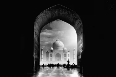 Majestic Taj Mahal Gateway