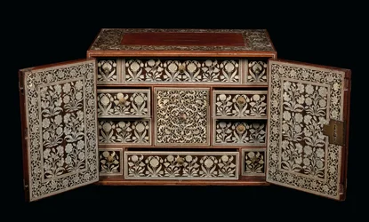 Mughal cabinet, Gujarat or Sindh, Western India