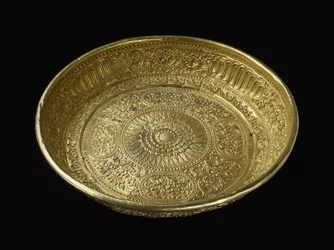 Bokor, sacred offering dish